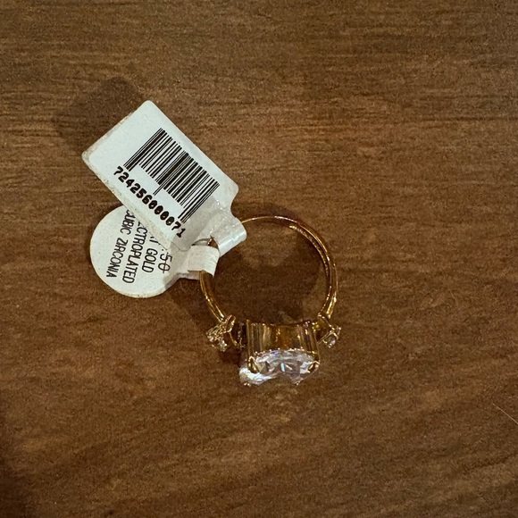 Promise Ring 14k CZ - Picture 5 of 8